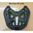M7 MONOKEY DOBOZTARTÓ PLATNI GIVI