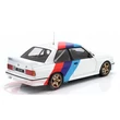 BMW M3 E30 1989 - 1:24