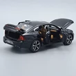 VOLVO S90 - 1:32