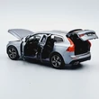 VOLVO XC60 - 1:32