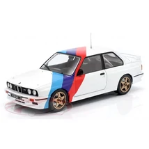 BMW M3 E30 1989 - 1:24