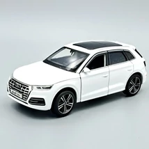 AUDI Q5 - 1:32