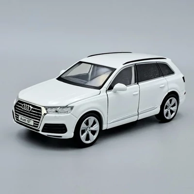 AUDI Q7 - 1:32